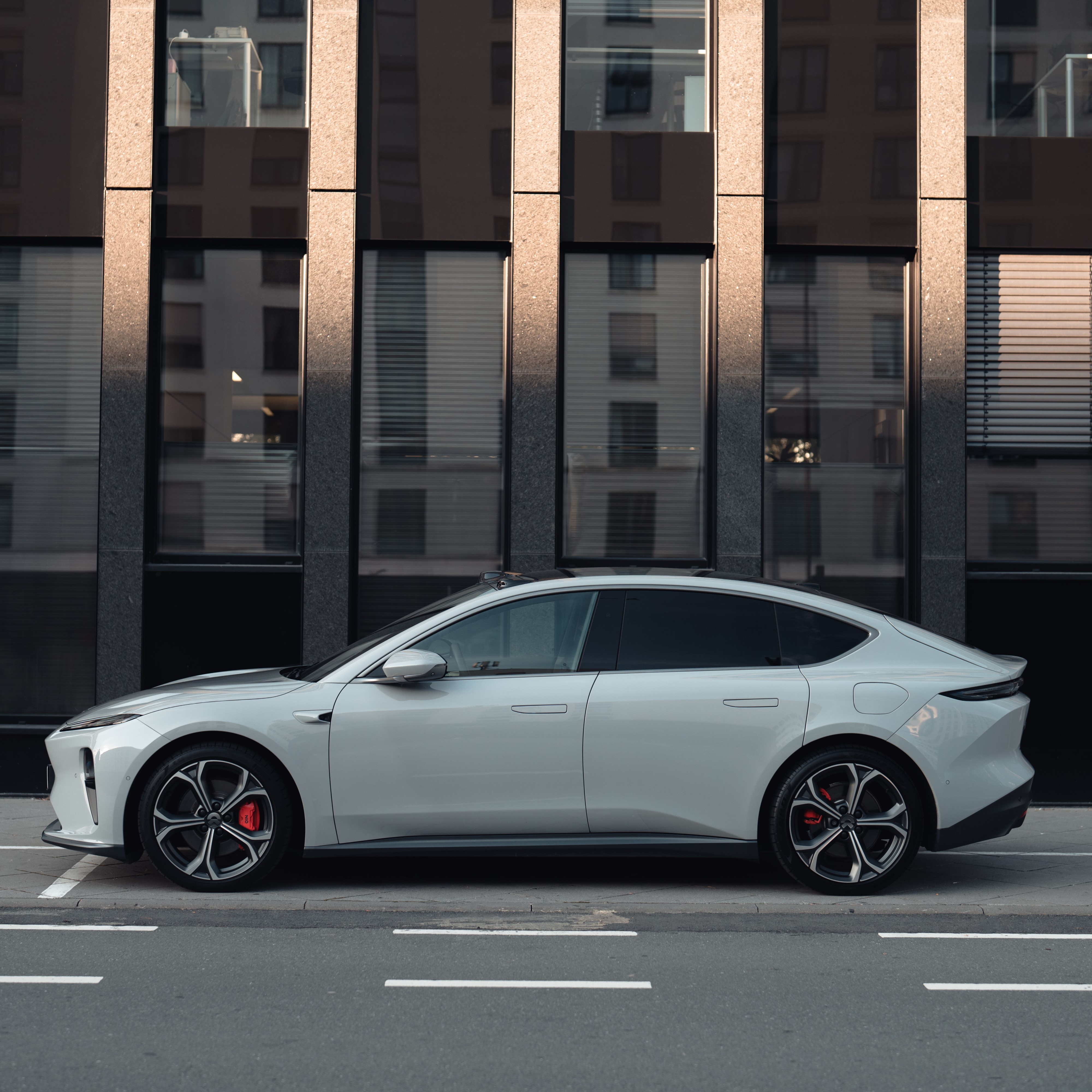 NIO Financing and leasing